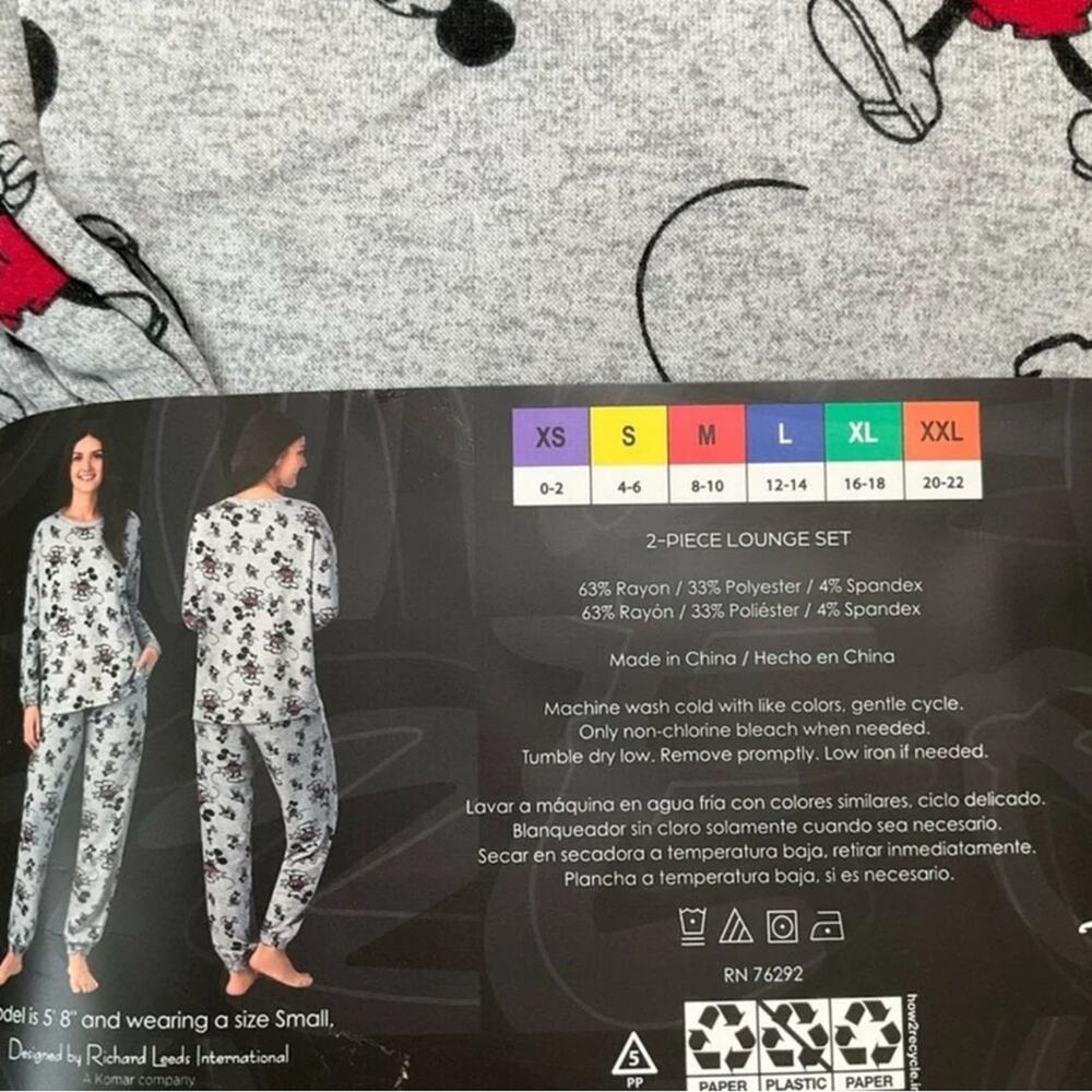 Disney Women's Mickey Mouse Pajamas Set Gray Size 3X NWT - Picture 4 of 8